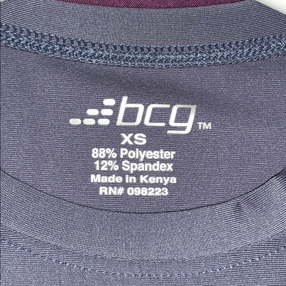 Long-Sleeve Sports Shirt - Picture 2 of 4